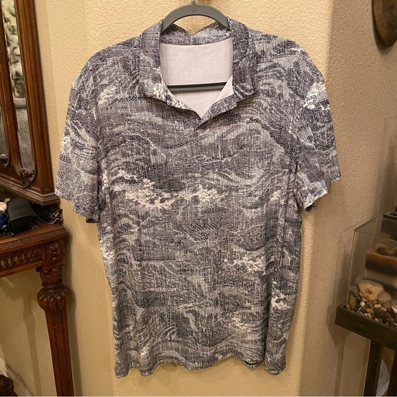 LULULEMON Men Black White Patterned Polo Short Sleeve Top Size Large - Picture 1 of 6